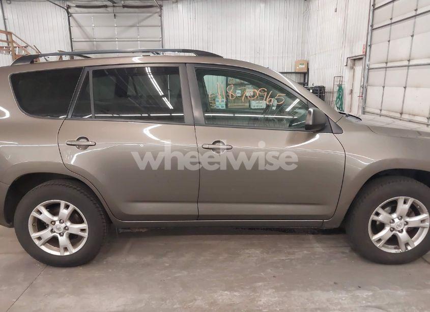 Photo 14 of 2011 Toyota Rav4 (VIN 2T3BF4DV8BW091196)