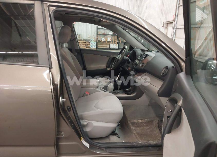 Photo 5 of 2011 Toyota Rav4 (VIN 2T3BF4DV8BW091196)