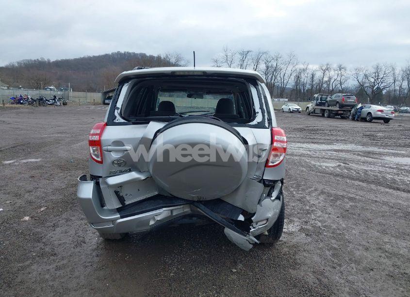 Photo 16 of 2011 Toyota Rav4 (VIN 2T3BF4DV8BW128263)