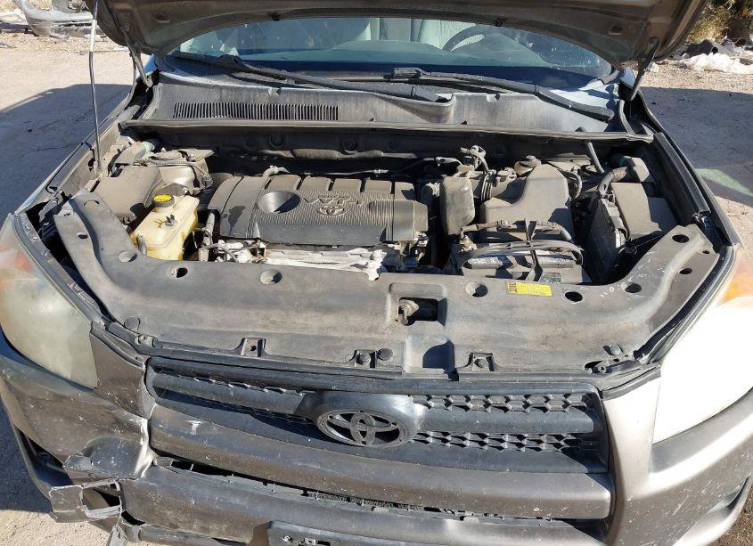 Photo 10 of 2011 Toyota Rav4 (VIN 2T3BF4DV8BW138601)