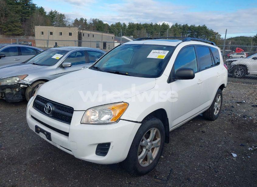 Photo 2 of 2011 Toyota Rav4 (VIN 2T3BF4DV8BW174093)