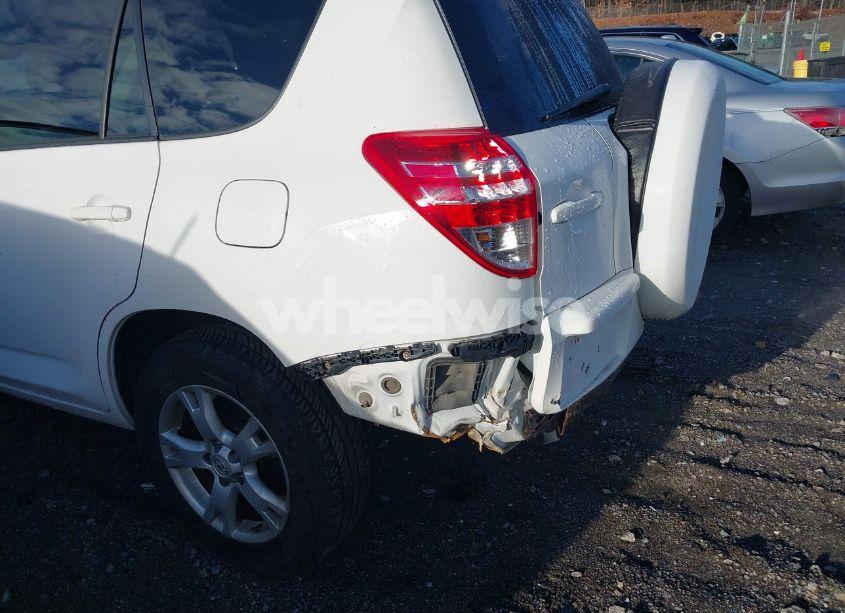 Photo 6 of 2011 Toyota Rav4 (VIN 2T3BF4DV8BW174093)