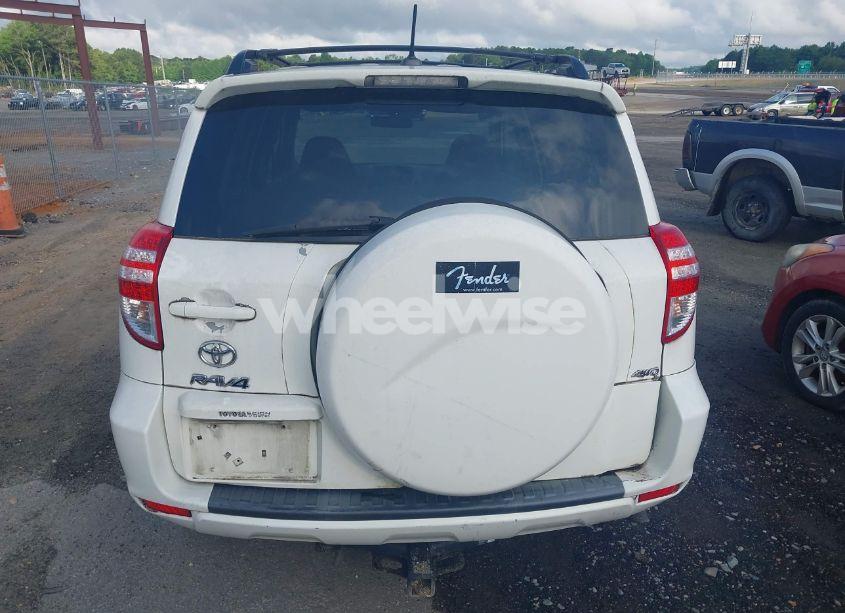 Photo 16 of 2011 Toyota Rav4 N/A (VIN 2T3BF4DV9BW082880)