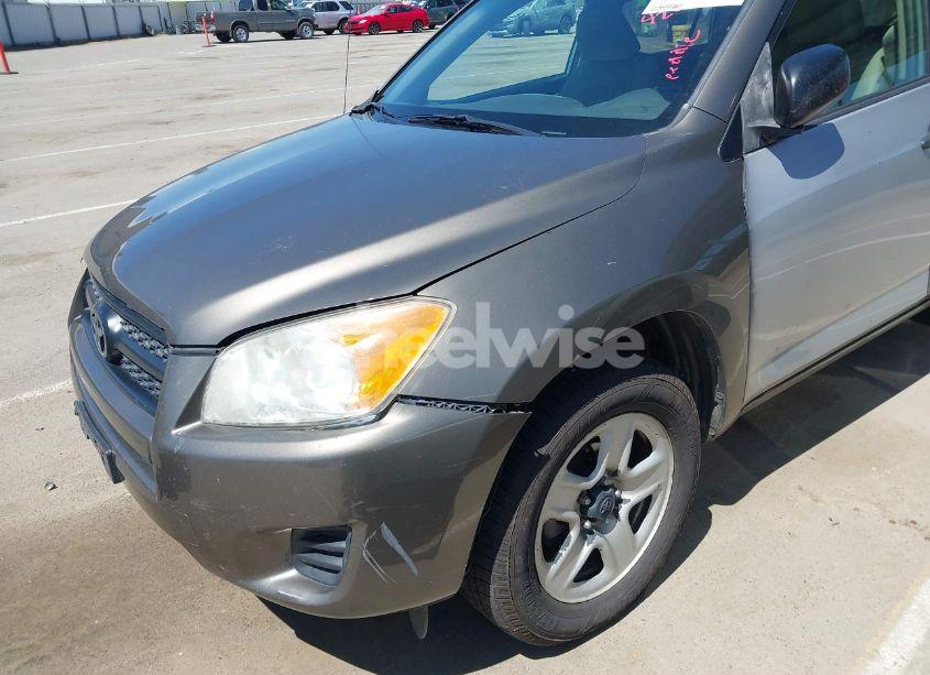 Photo 18 of 2011 Toyota Rav4 (VIN 2T3BF4DV9BW103128)