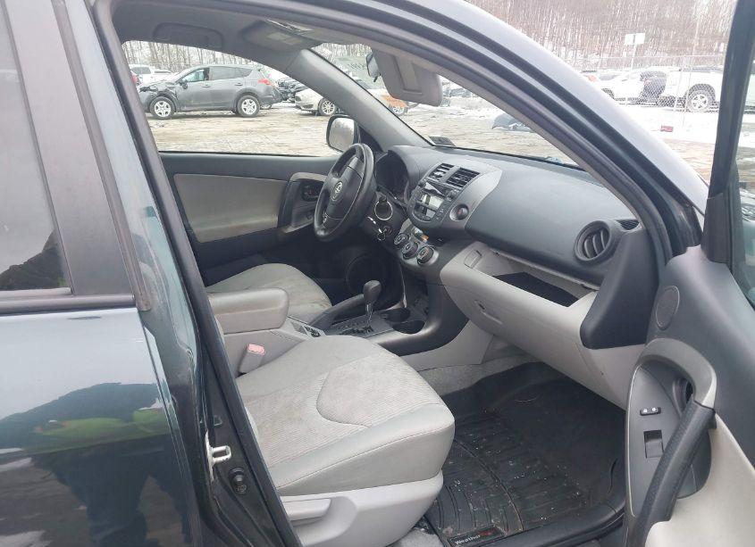 Photo 5 of 2011 Toyota Rav4 (VIN 2T3BF4DV9BW121239)