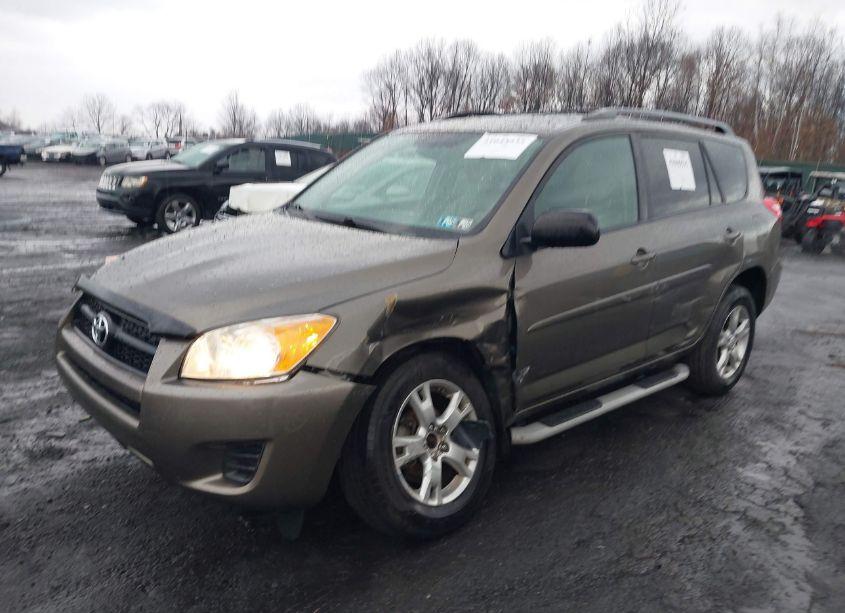 Photo 2 of 2011 Toyota Rav4 (VIN 2T3BF4DV9BW121287)