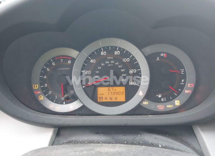 Photo 7 of 2011 Toyota Rav4 (VIN 2T3BF4DV9BW129034)