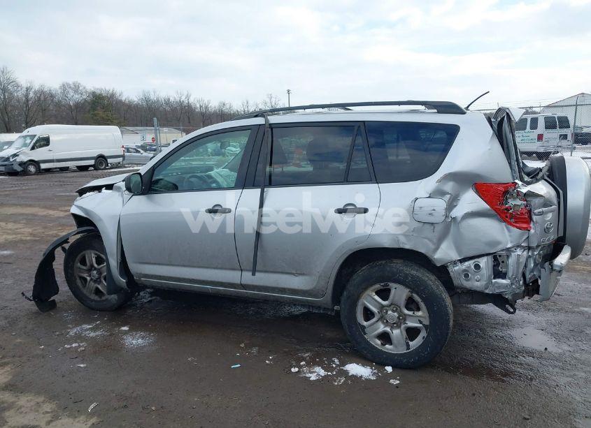Photo 14 of 2011 Toyota Rav4 (VIN 2T3BF4DV9BW145038)