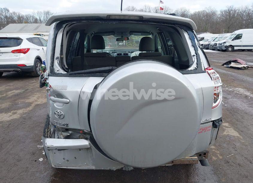 Photo 16 of 2011 Toyota Rav4 (VIN 2T3BF4DV9BW145038)