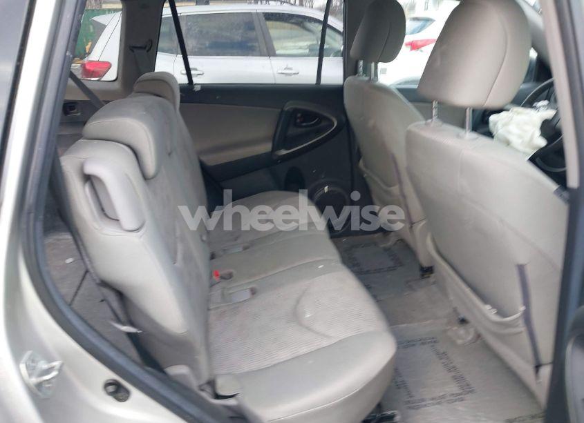 Photo 8 of 2011 Toyota Rav4 (VIN 2T3BF4DV9BW145038)