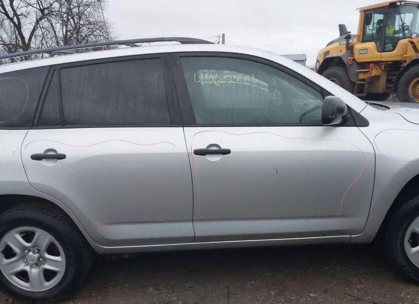 Photo 14 of 2011 Toyota Rav4 (VIN 2T3BF4DVXBW098652)