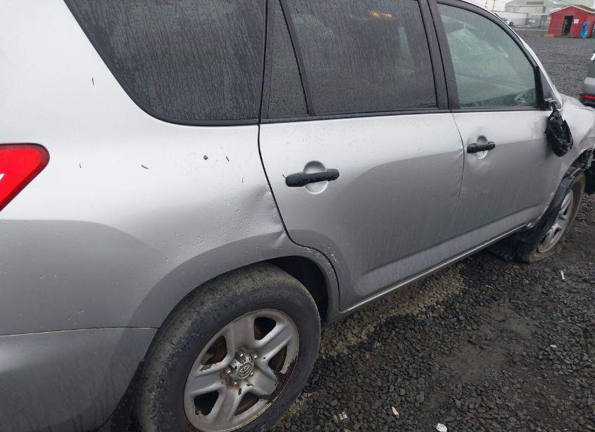 Photo 14 of 2011 Toyota Rav4 (VIN 2T3BF4DVXBW114087)