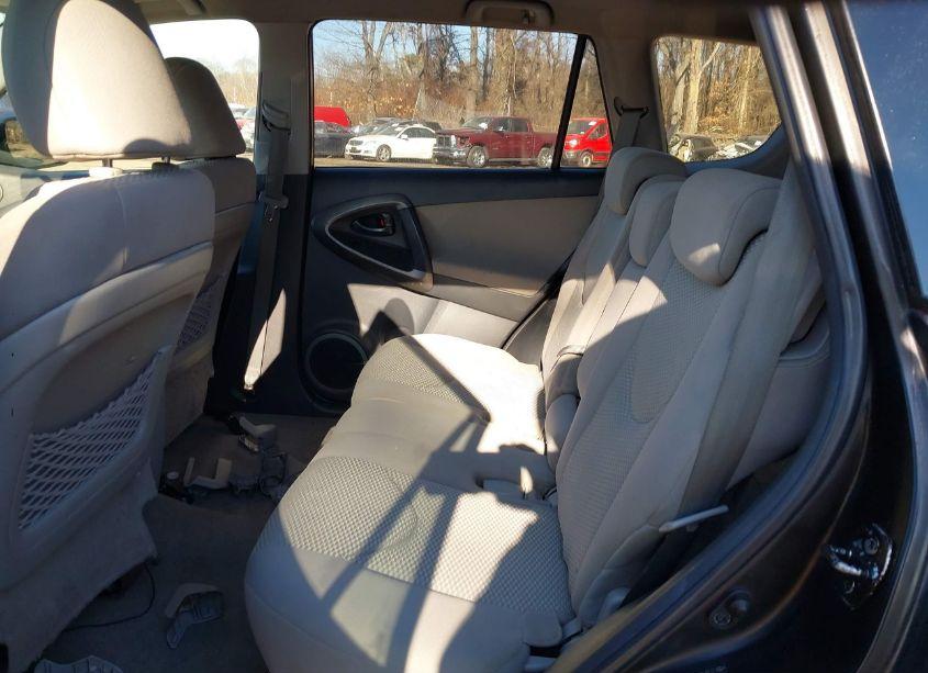 Photo 8 of 2011 Toyota Rav4 (VIN 2T3BF4DVXBW123405)