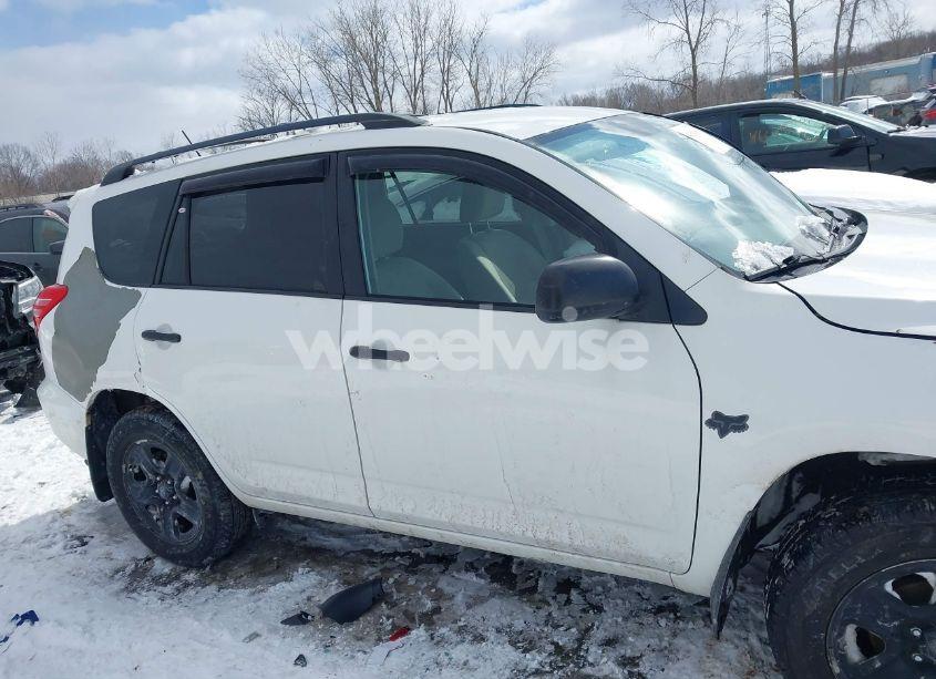 Photo 13 of 2011 Toyota Rav4 (VIN 2T3BF4DVXBW133433)