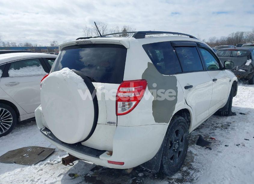 Photo 4 of 2011 Toyota Rav4 (VIN 2T3BF4DVXBW133433)