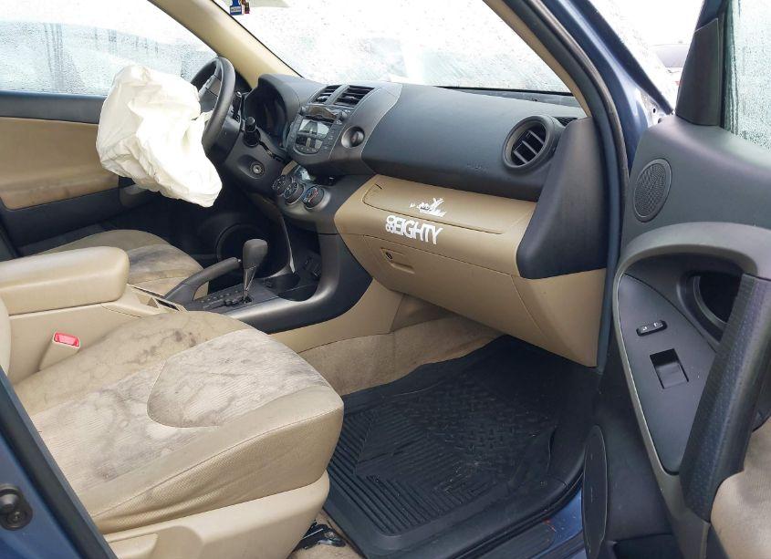 Photo 5 of 2011 Toyota Rav4 (VIN 2T3BF4DVXBW138065)