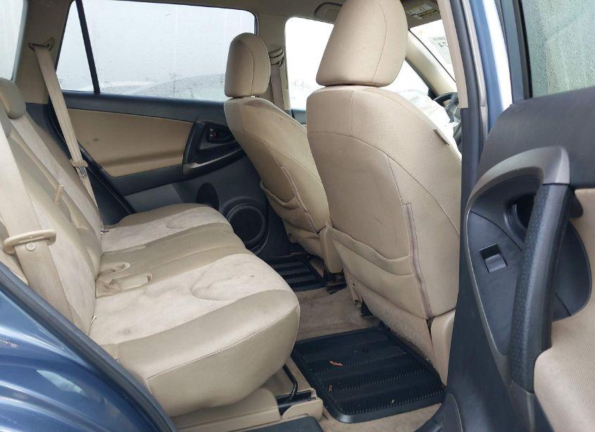 Photo 8 of 2011 Toyota Rav4 (VIN 2T3BF4DVXBW138065)