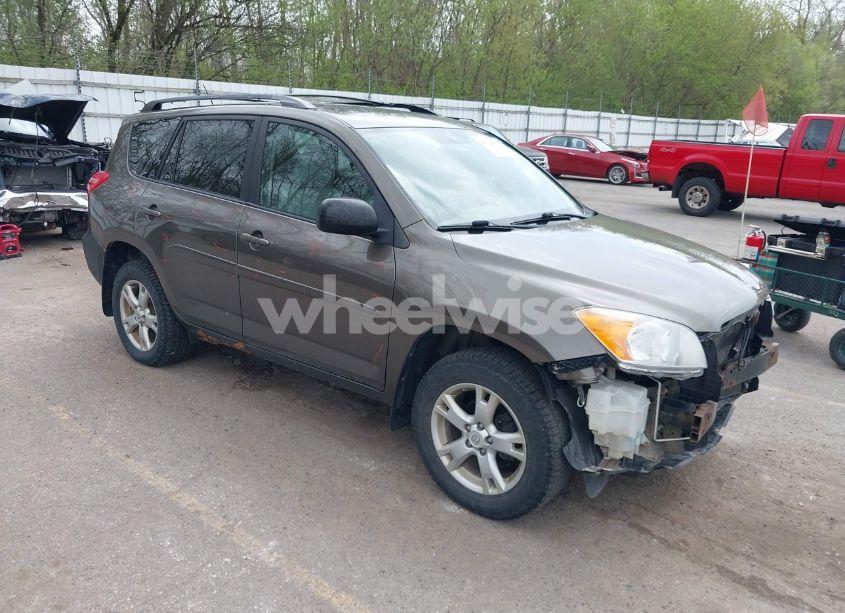 2011 Toyota Rav4 (VIN 2T3BF4DVXBW148370) main photo