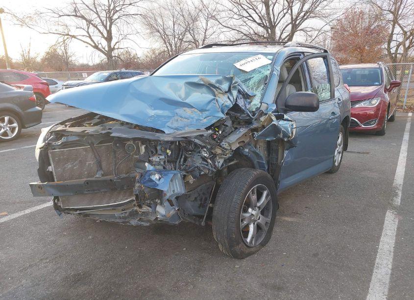 Photo 2 of 2011 Toyota Rav4 (VIN 2T3BF4DVXBW158137)