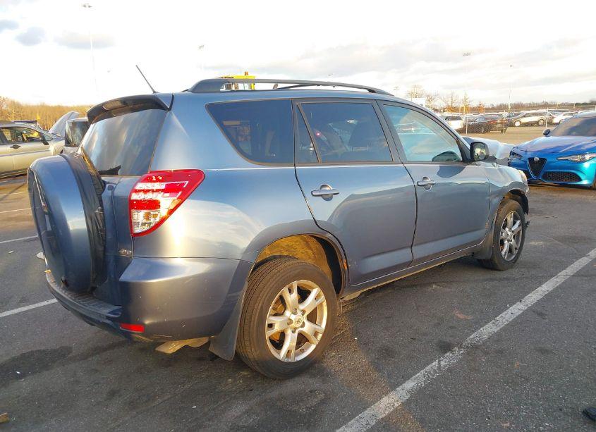 Photo 4 of 2011 Toyota Rav4 (VIN 2T3BF4DVXBW158137)