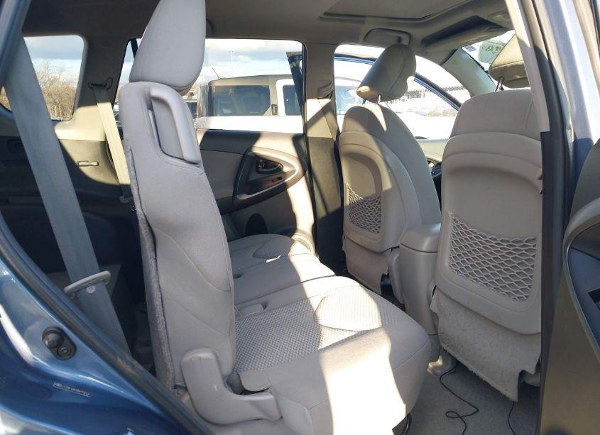 Photo 8 of 2011 Toyota Rav4 (VIN 2T3BF4DVXBW158137)