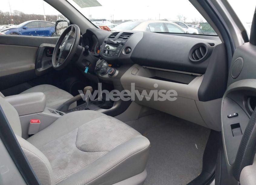 Photo 5 of 2011 Toyota Rav4 (VIN 2T3BF4DVXBW162723)