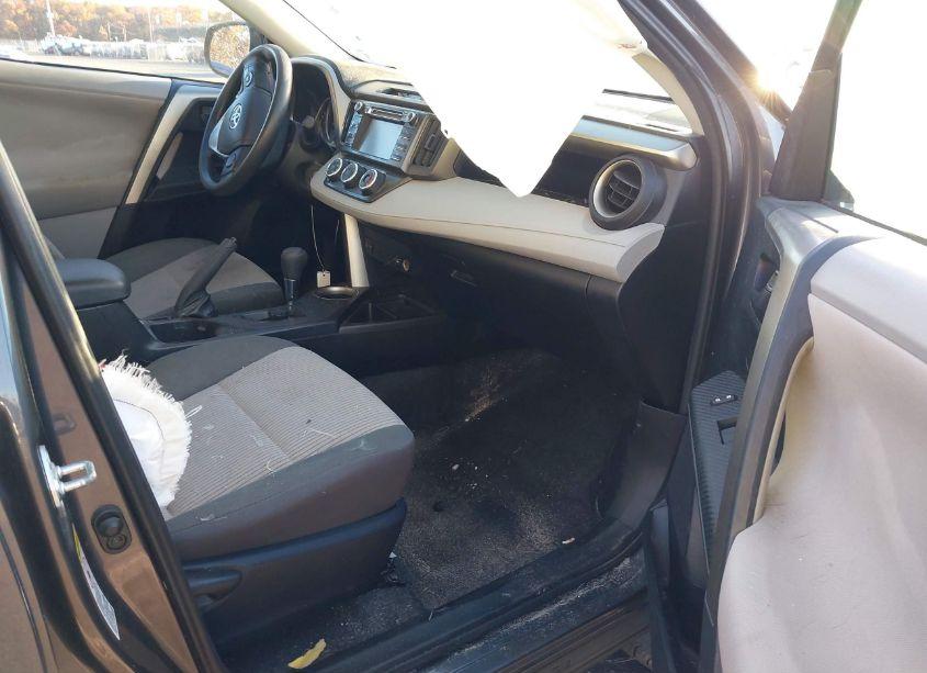 Photo 5 of 2013 Toyota Rav4 LE (VIN 2T3BFREV0DW105459)