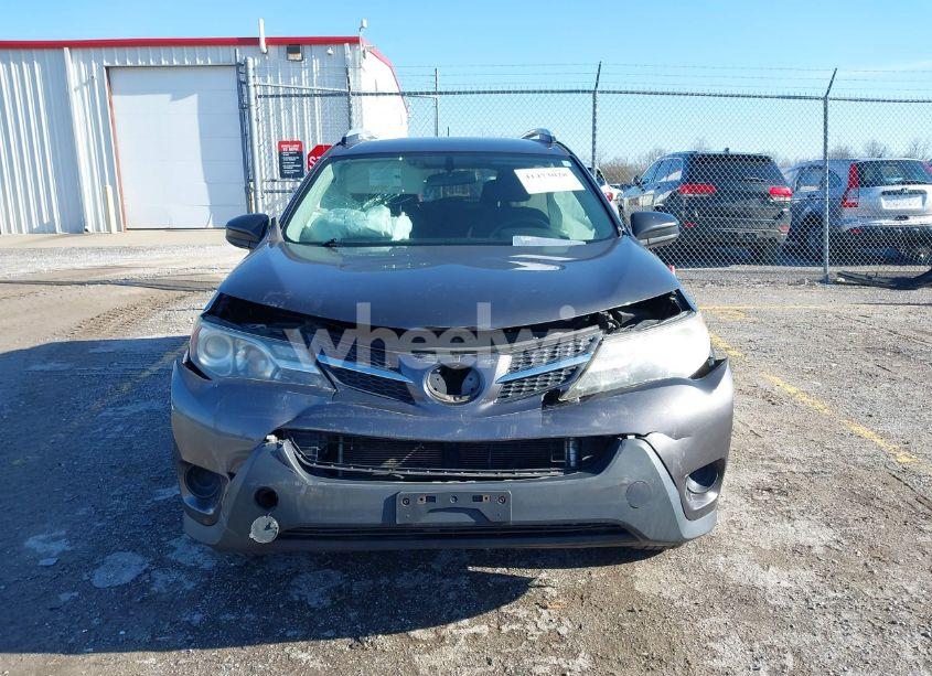 Photo 12 of 2014 Toyota Rav4 LE (VIN 2T3BFREV0EW158499)