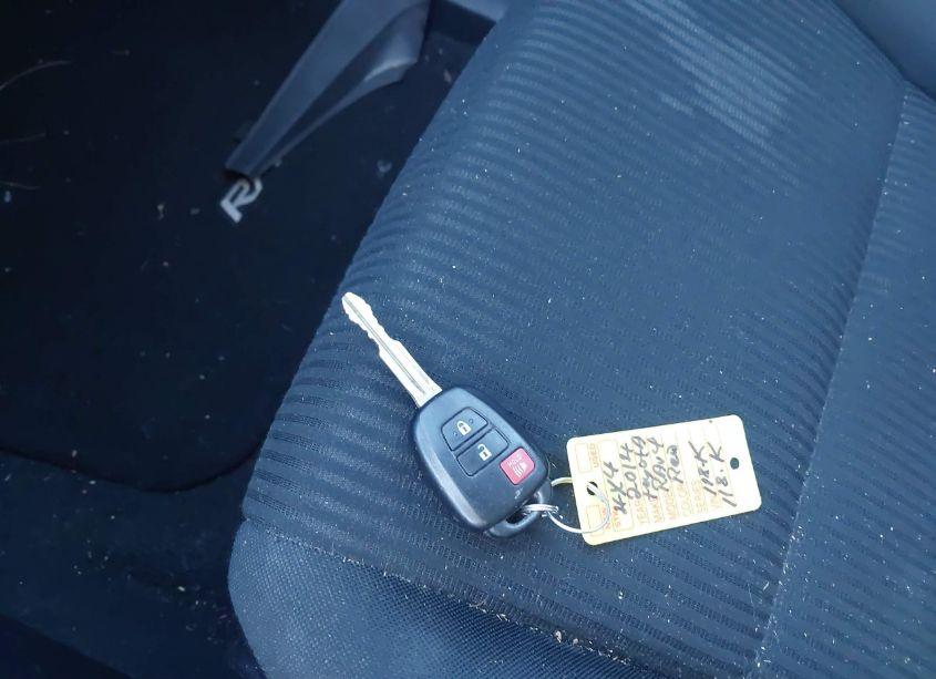 Photo 11 of 2014 Toyota Rav4 LE (VIN 2T3BFREV0EW224856)