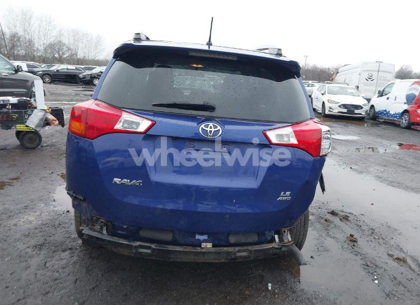 Photo 16 of 2015 Toyota Rav4 LE (VIN 2T3BFREV0FW323548)