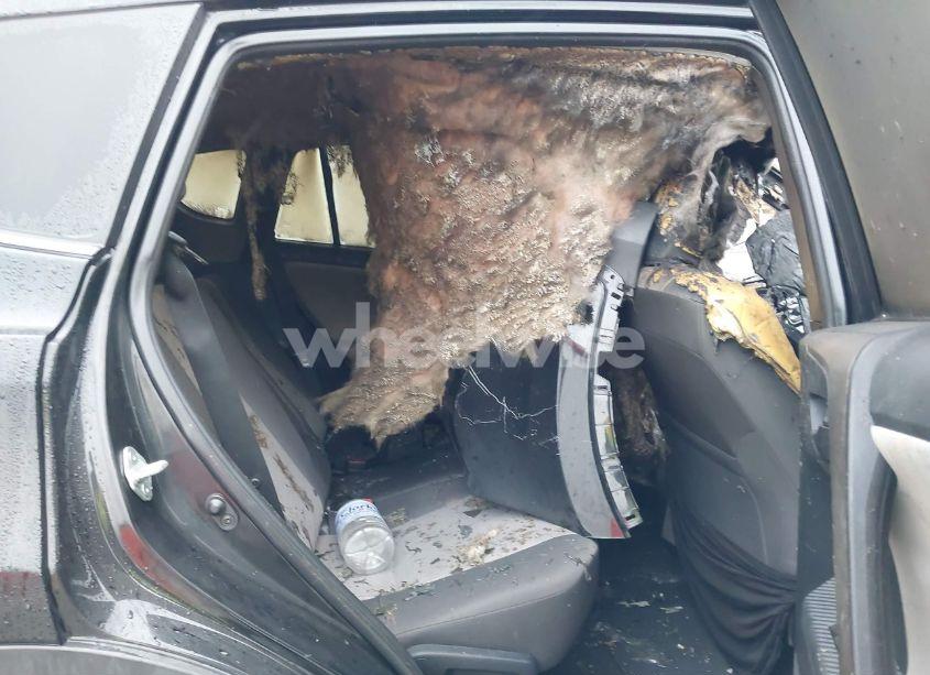 Photo 8 of 2015 Toyota Rav4 LE (VIN 2T3BFREV0FW346800)