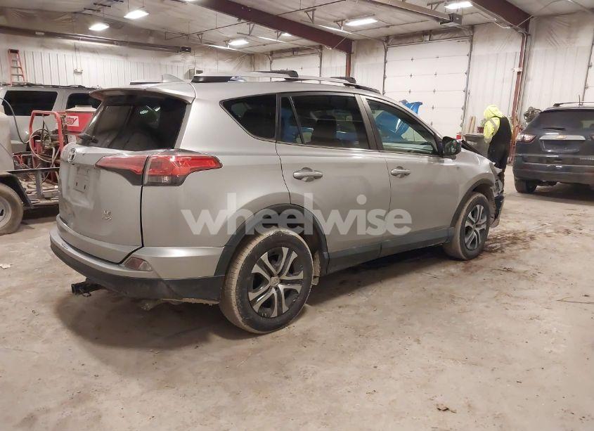 Photo 4 of 2016 Toyota Rav4 LE (VIN 2T3BFREV0GW420444)