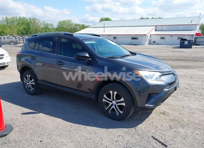 2016 Toyota Rav4 LE (VIN 2T3BFREV0GW477405) main photo