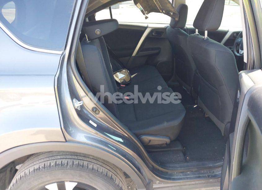 Photo 8 of 2016 Toyota Rav4 LE (VIN 2T3BFREV0GW477405)