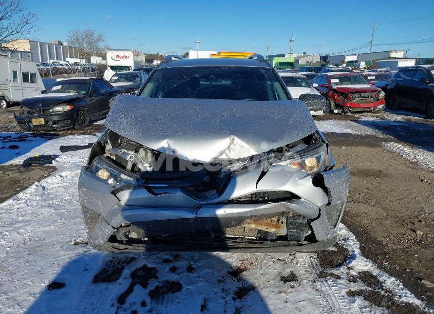 Photo 6 of 2017 Toyota Rav4 LE (VIN 2T3BFREV0HW597822)