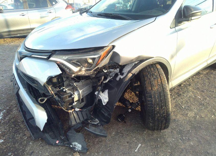 Photo 6 of 2017 Toyota Rav4 LE (VIN 2T3BFREV0HW658327)