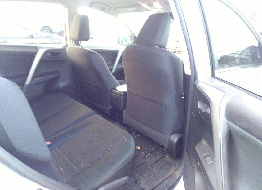 Photo 8 of 2017 Toyota Rav4 LE (VIN 2T3BFREV0HW658327)