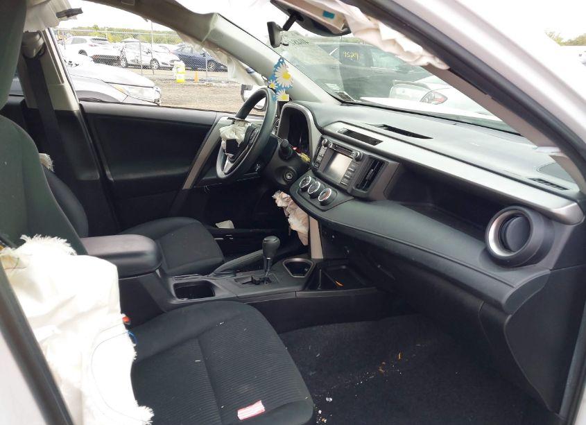 Photo 5 of 2018 Toyota Rav4 LE (VIN 2T3BFREV0JW750964)