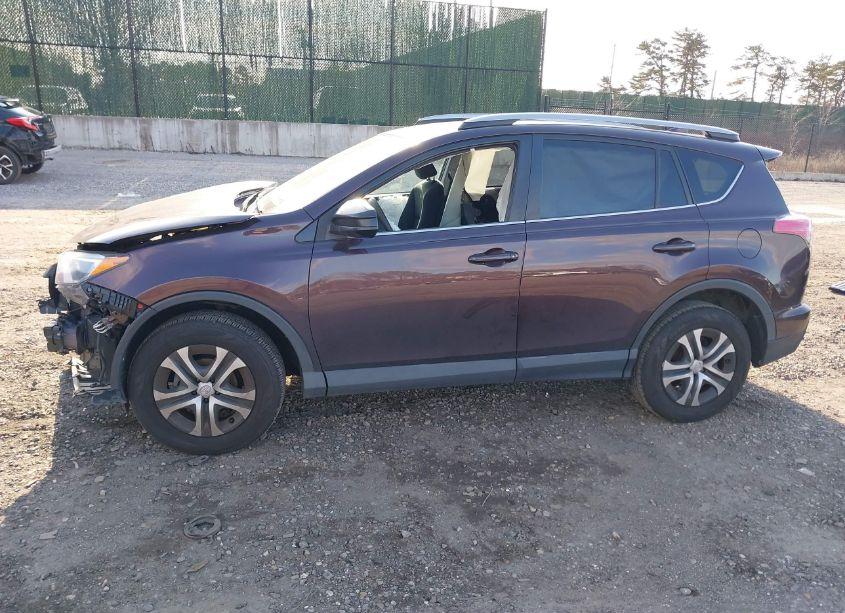 Photo 14 of 2018 Toyota Rav4 LE (VIN 2T3BFREV0JW854614)