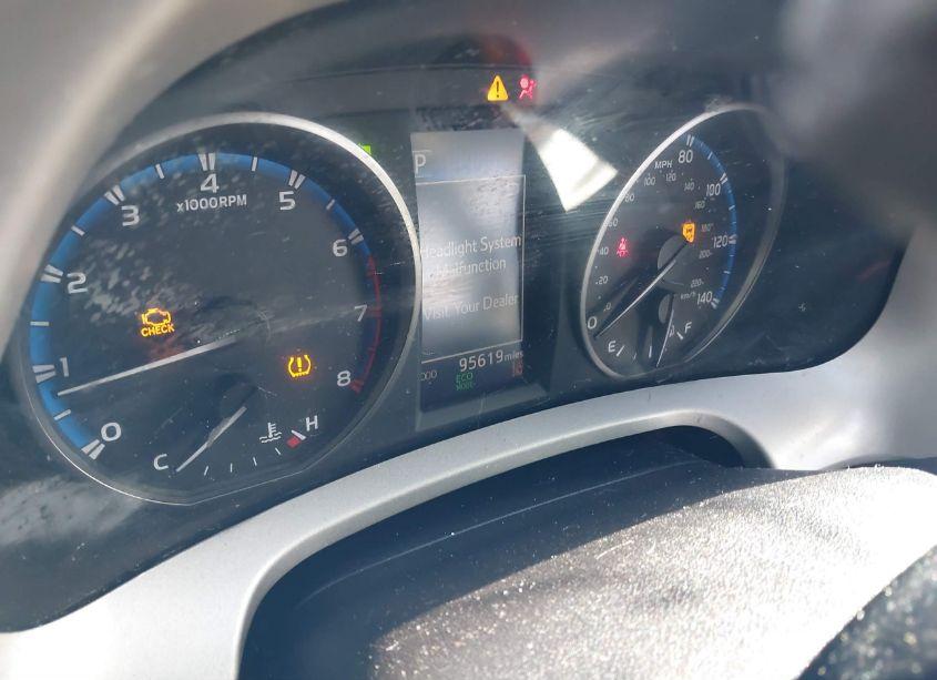 Photo 15 of 2018 Toyota Rav4 LE (VIN 2T3BFREV0JW854614)