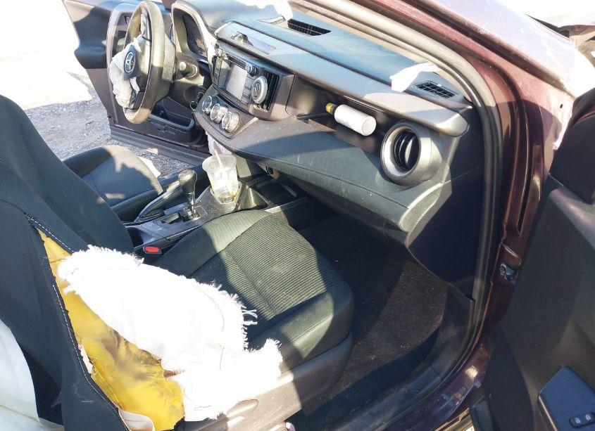 Photo 5 of 2018 Toyota Rav4 LE (VIN 2T3BFREV0JW854614)