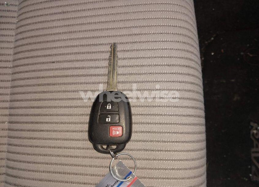 Photo 11 of 2013 Toyota Rav4 LE (VIN 2T3BFREV1DW024678)