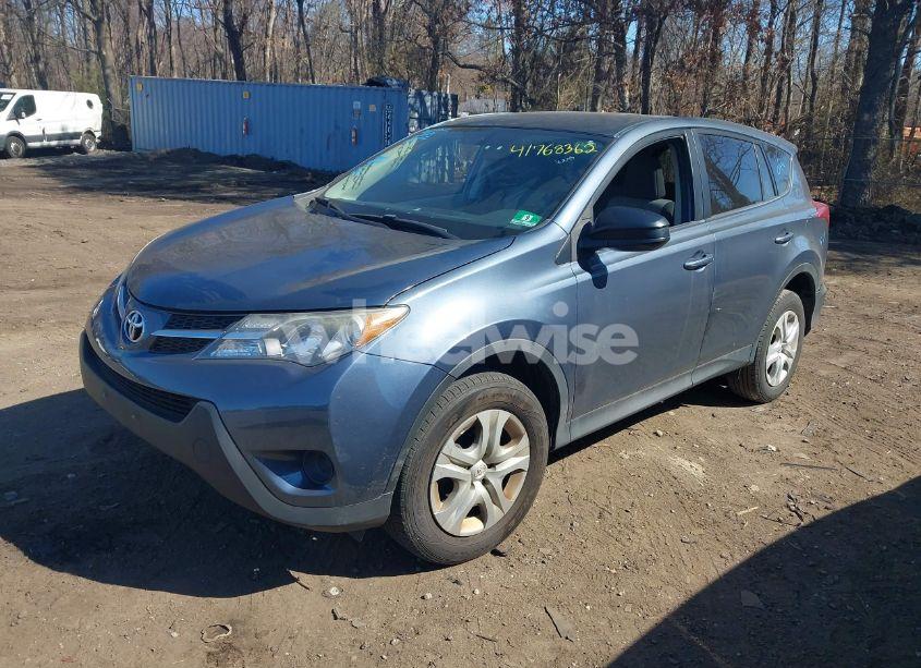Photo 2 of 2013 Toyota Rav4 LE (VIN 2T3BFREV1DW084721)