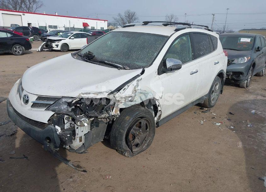 Photo 2 of 2013 Toyota Rav4 LE (VIN 2T3BFREV1DW092656)