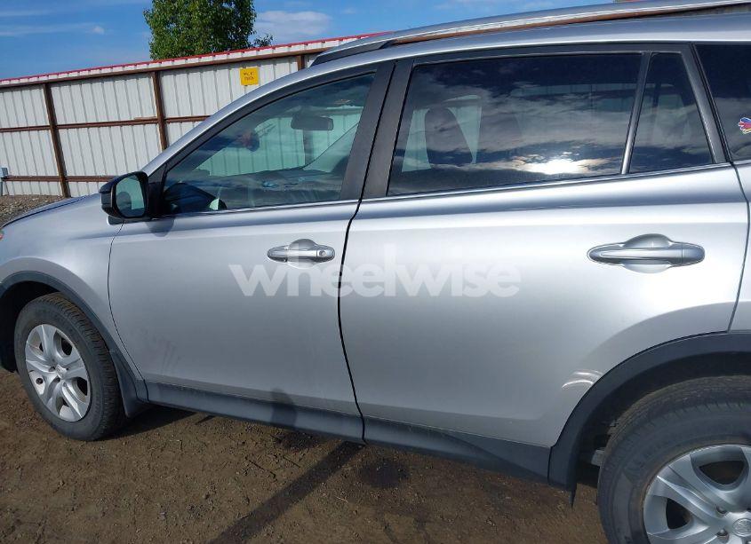 Photo 15 of 2015 Toyota Rav4 LE (VIN 2T3BFREV1FW291581)