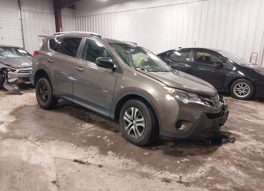 2015 Toyota Rav4 LE (VIN 2T3BFREV1FW339399) main photo