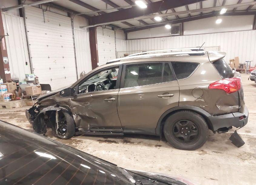 Photo 13 of 2015 Toyota Rav4 LE (VIN 2T3BFREV1FW339399)