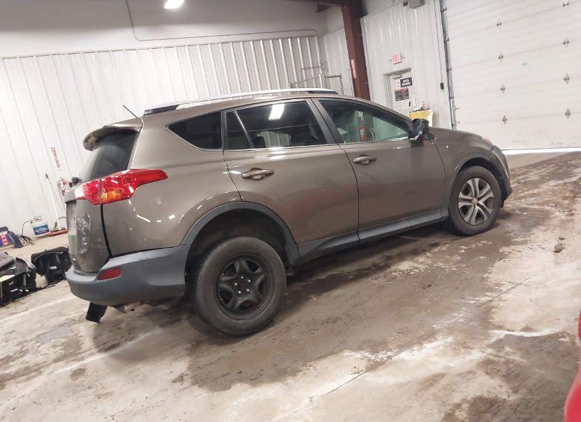 Photo 4 of 2015 Toyota Rav4 LE (VIN 2T3BFREV1FW339399)