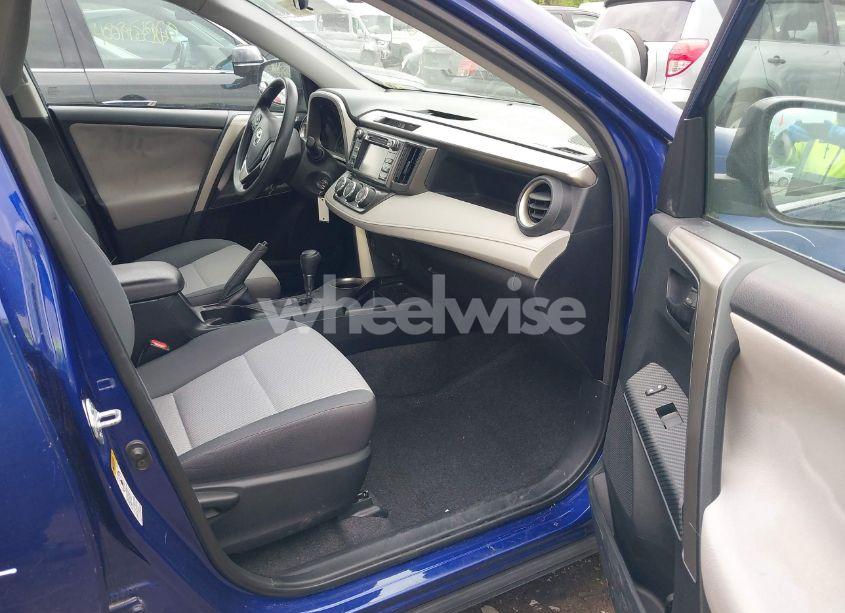 Photo 5 of 2015 Toyota Rav4 LE (VIN 2T3BFREV1FW342433)