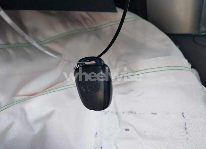 Photo 11 of 2015 Toyota Rav4 LE (VIN 2T3BFREV1FW395519)